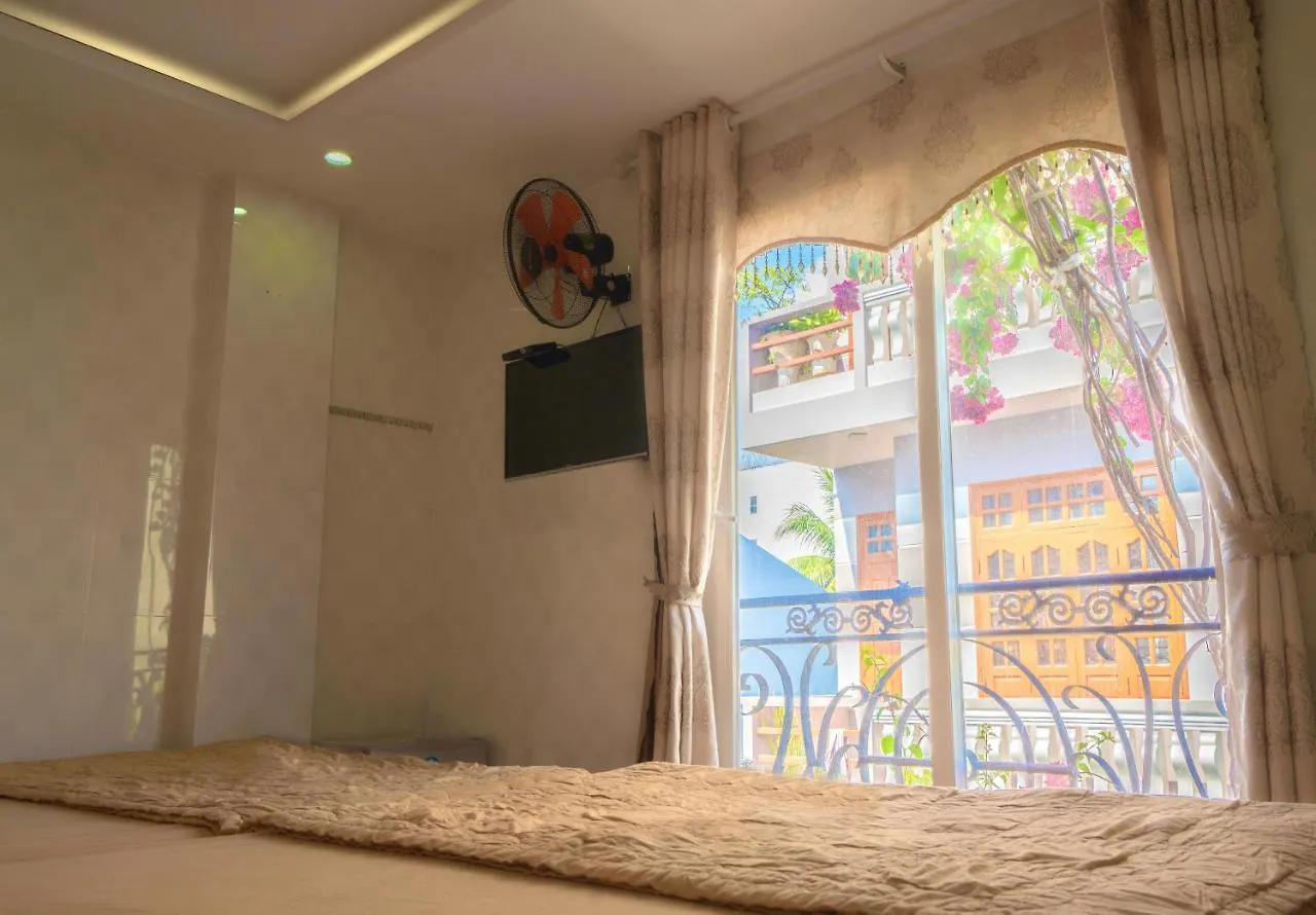 Contatos de Hotel Hoàng Thịnh