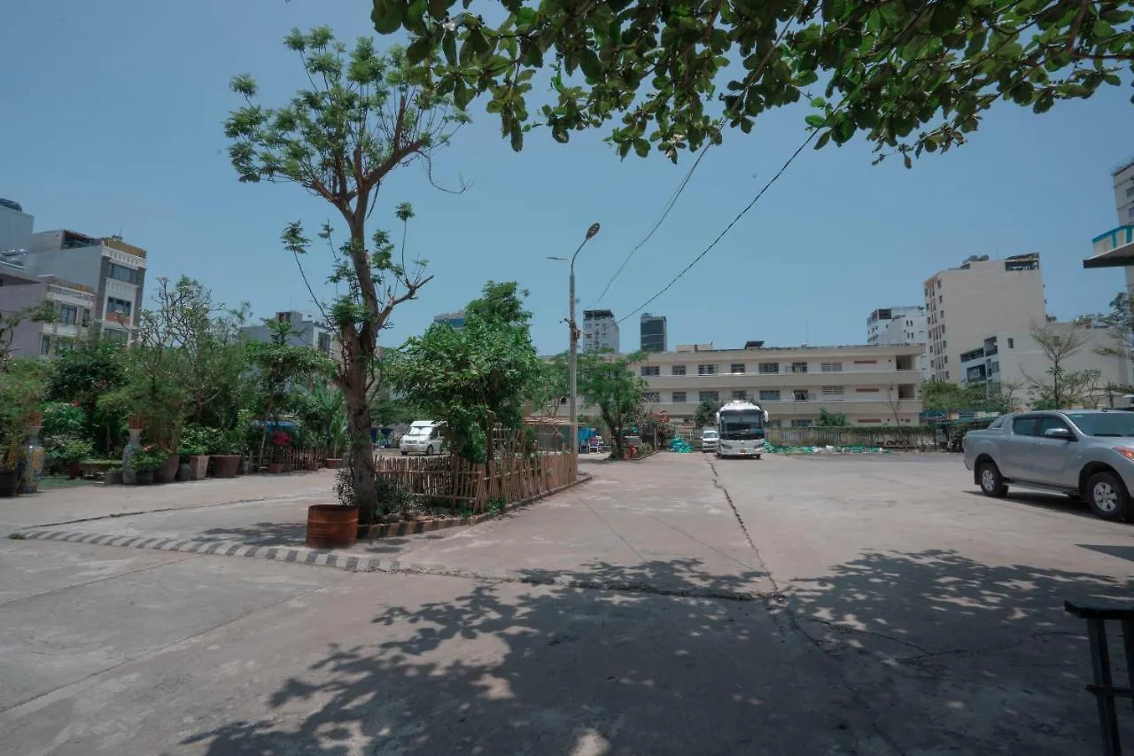 Hotel Hoàng Thịnh Da Nang 2*,  Vietname